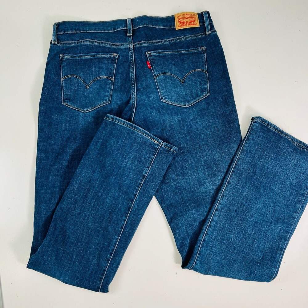 Levi's 315 Women's Shaping Bootcut Jeans Size 32x32 Blue Denim Straight Leg - Picture 2 of 12